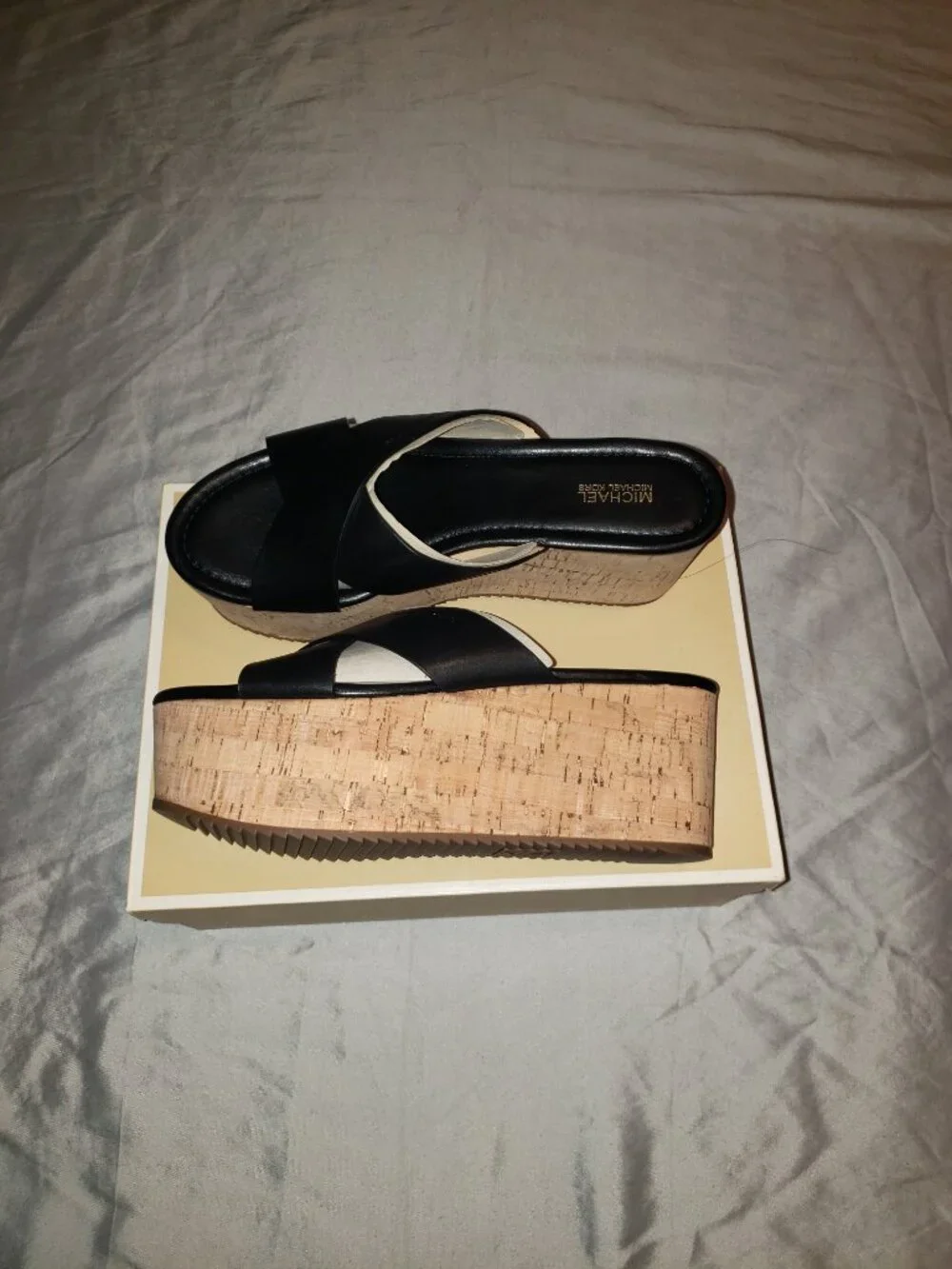 Michael Kors Vivianna Slide Leather Sandals Black 8.5M NIB New
